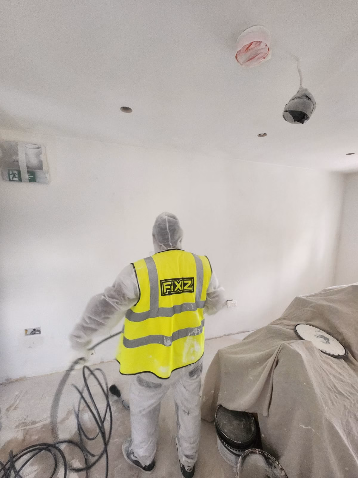 Fixiz team at work — London building project