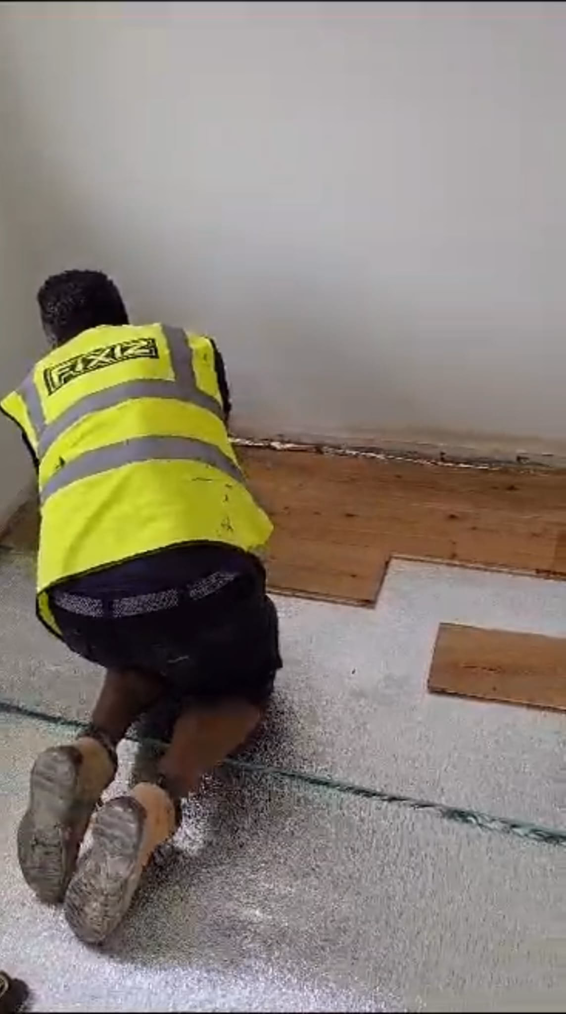 Fixiz team at work — London building project