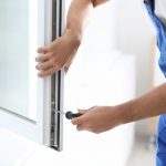 Fixiz professional installing and reparing a window